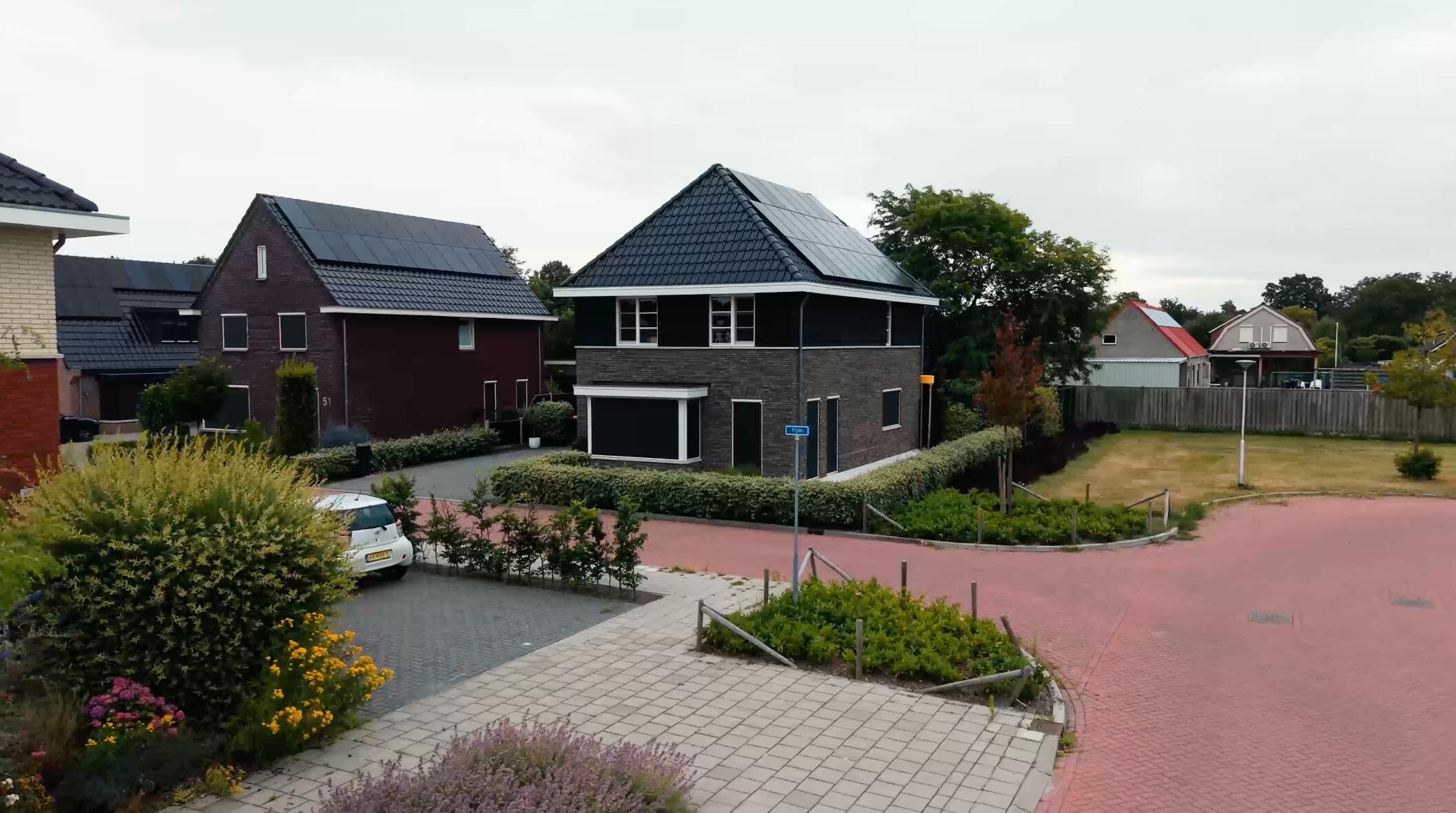 Prefab daken die uw bouw snel wind- en waterdicht maken