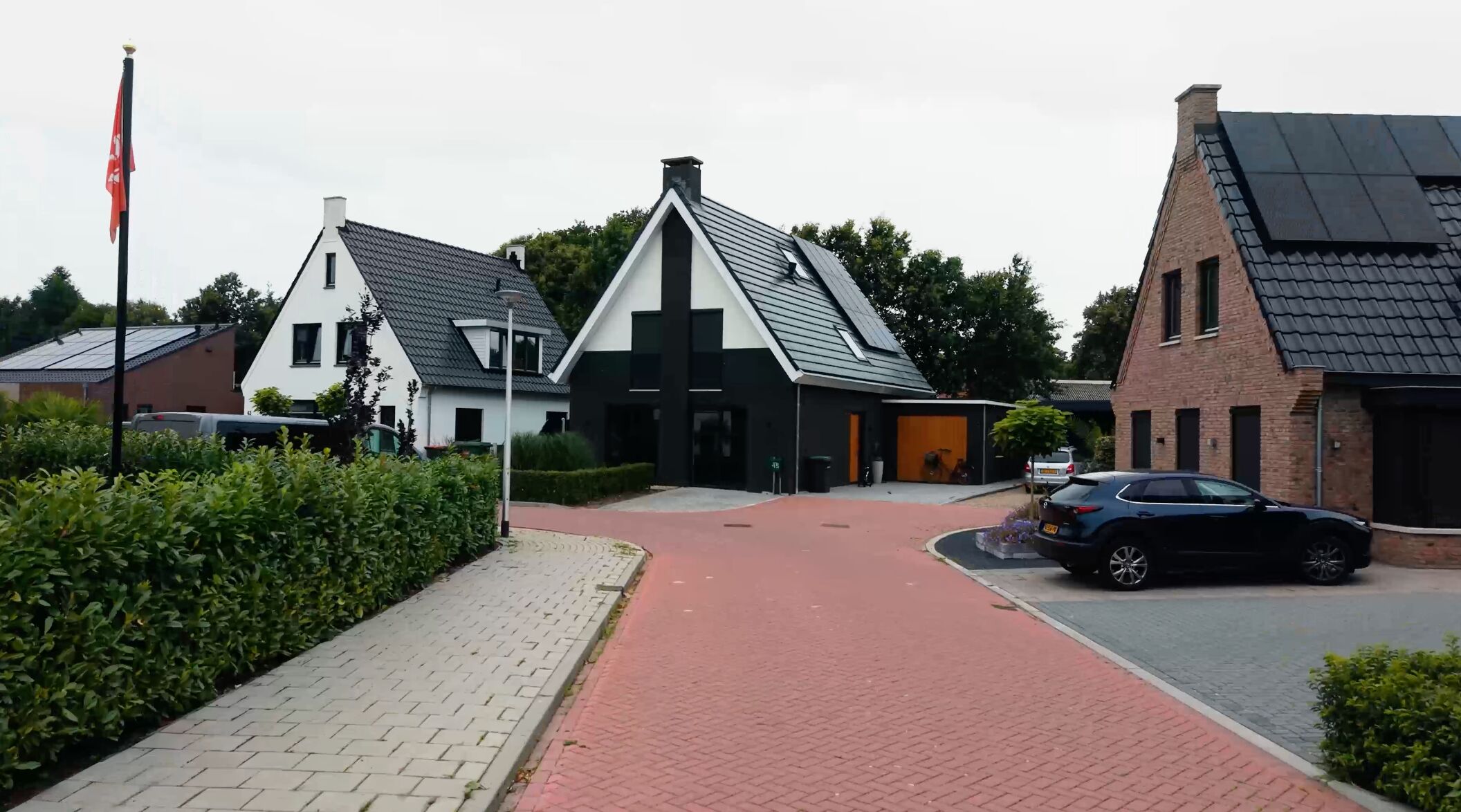 Witte vrijstaande woning Westerhaar
